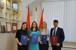 Рады соответствовать